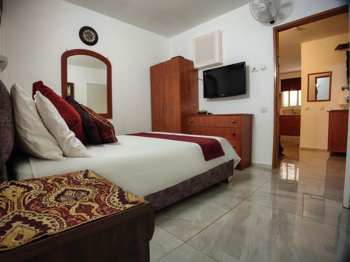 Mali Country Hospitality Hotel Eilat Bagian luar foto