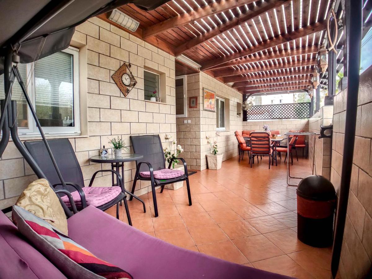 Mali Country Hospitality Hotel Eilat Bagian luar foto