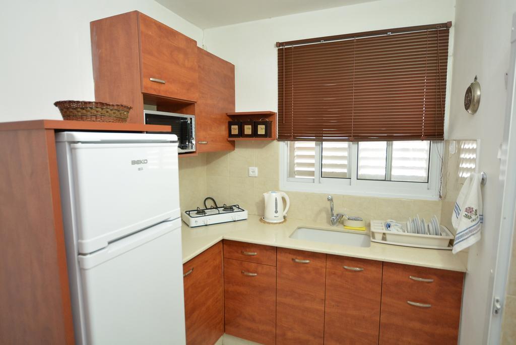 Mali Country Hospitality Hotel Eilat Bagian luar foto