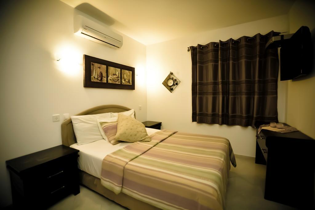 Mali Country Hospitality Hotel Eilat Bagian luar foto