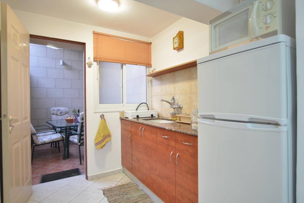 Mali Country Hospitality Hotel Eilat Bagian luar foto