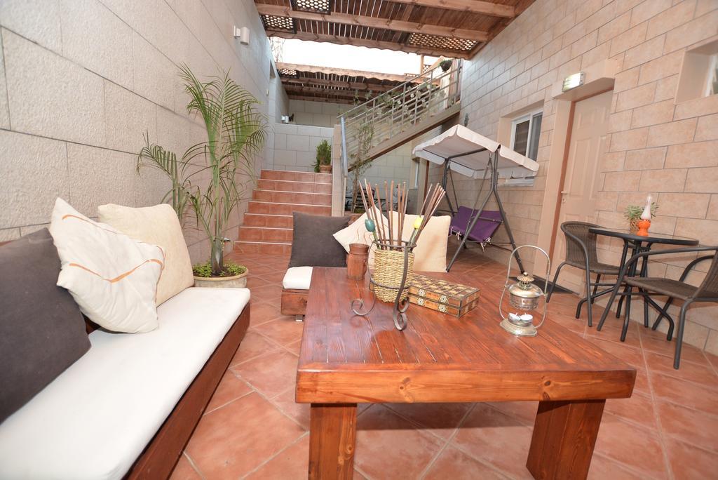 Mali Country Hospitality Hotel Eilat Bagian luar foto